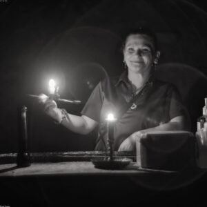 Minimalist Hand-Poured Soy Candle — Cedar & Citrus