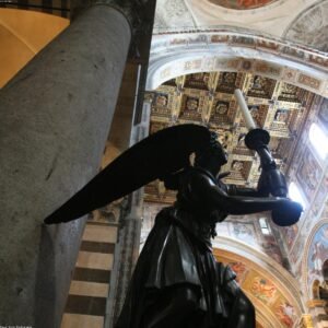 Modern Hand-Poured Soy Candle — Eucalyptus Mint