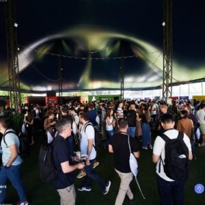 KitchenAid Artisan Series 5-Qt Stand Mixer